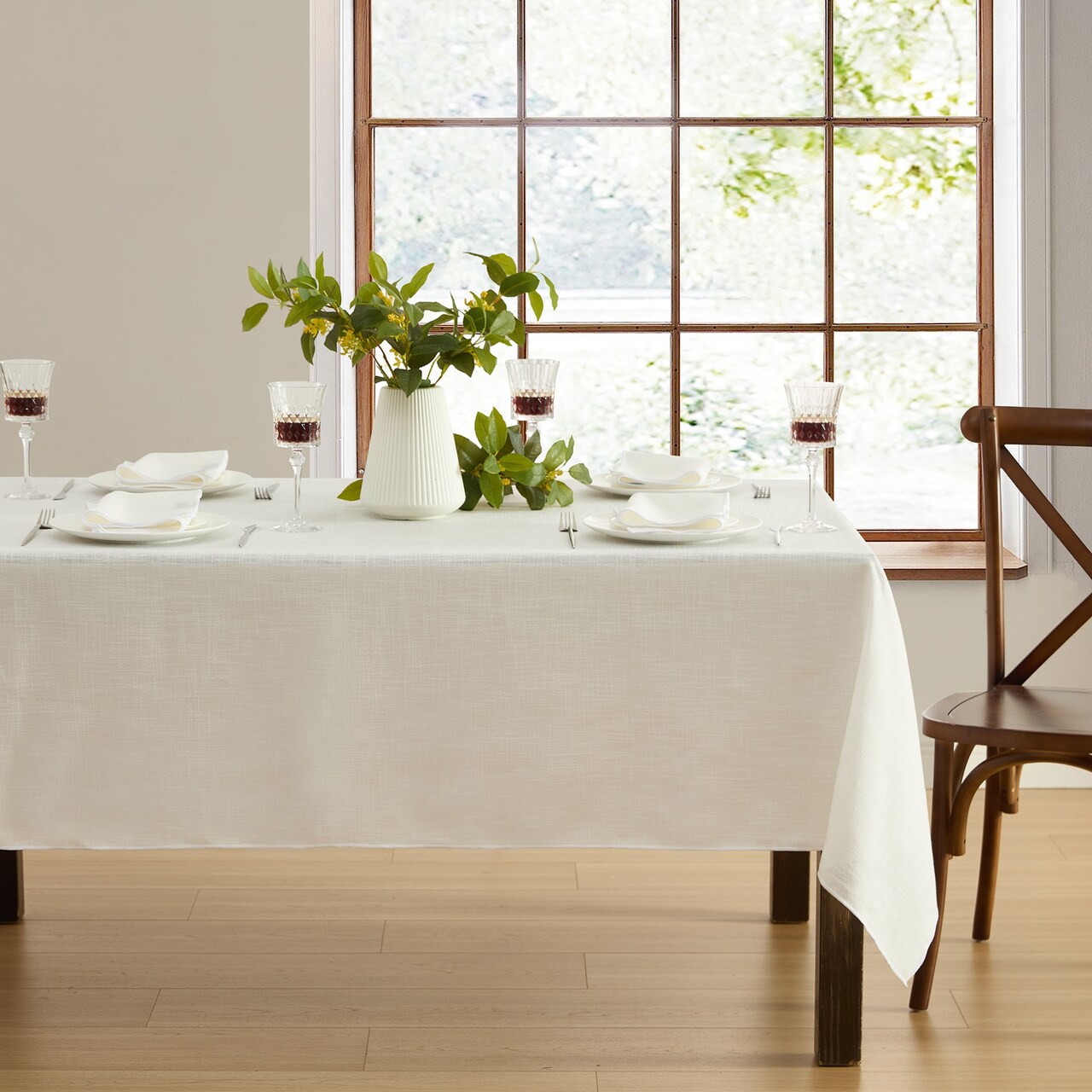 Villeroy & Boch Classic Embroidered Border Tablecloth, White - 60"W x 84"L